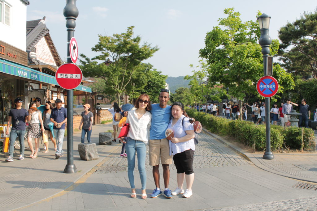 Spending the week with Apple and Sukyoung at the Koean traditional city of Jeonju